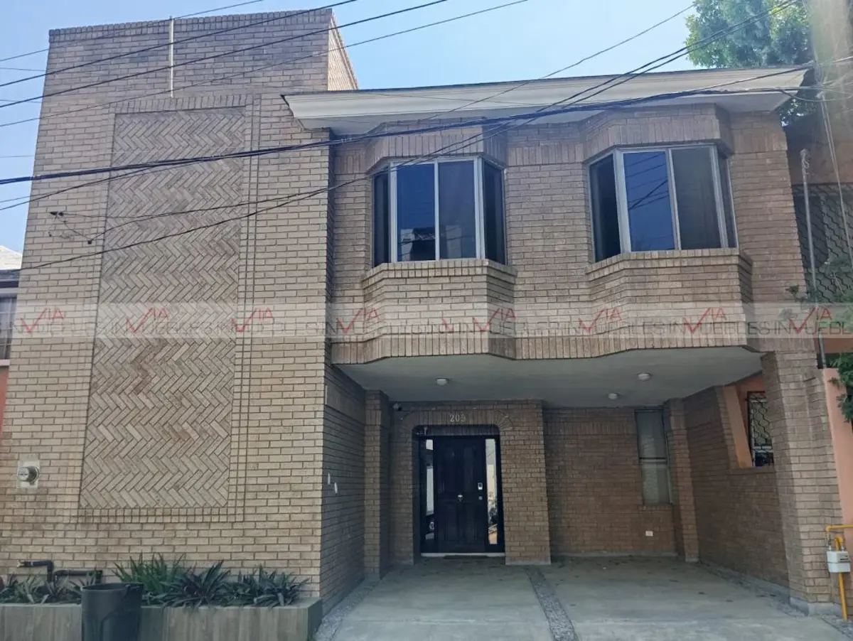 Casa en renta en Valle de San Agustin, San Pedro Garza García — foto 1 de 14