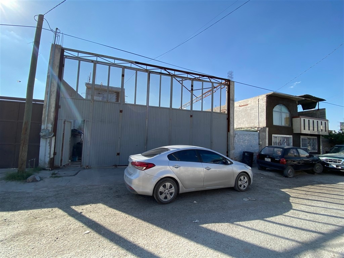 Bodega en venta en Hortensias, Gómez Palacio — foto 1 de 24