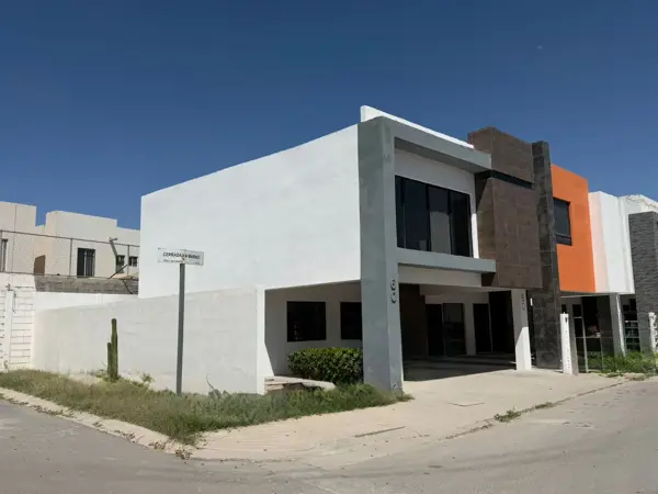 Casa en venta en San Marino, Torreón — foto 2 de 22