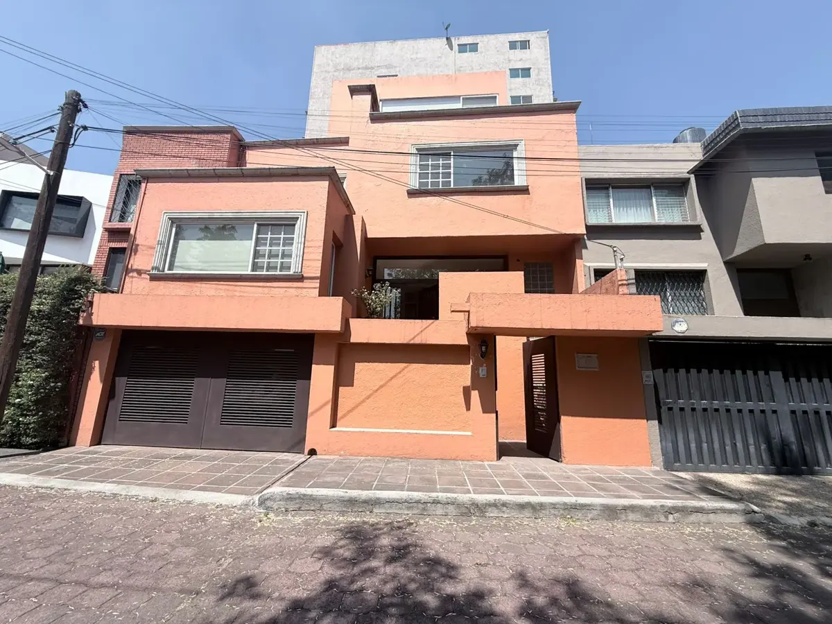 Casa en venta en Lomas Hipodromo, Naucalpan de Juárez — foto 1 de 43