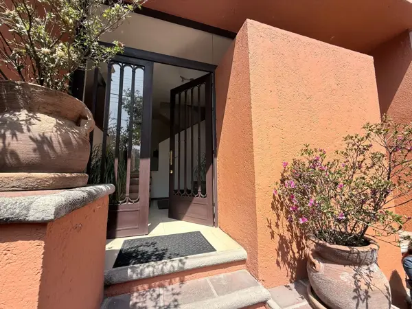 Casa en venta en Lomas Hipodromo, Naucalpan de Juárez — foto 3 de 43