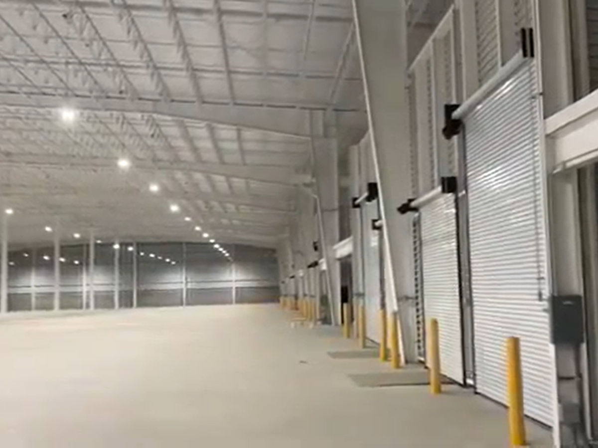Bodega en renta en Brisas Poniente, Saltillo — foto 1 de 16
