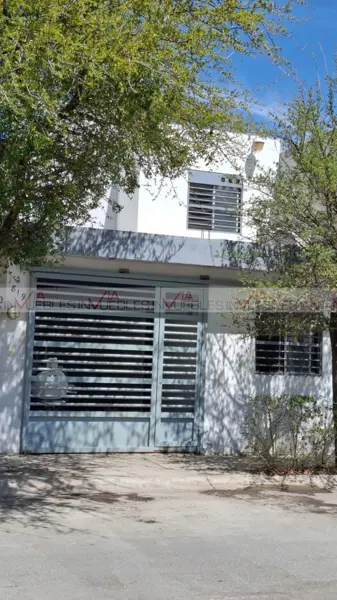 Casa en venta en Santa María, García — foto 2 de 12