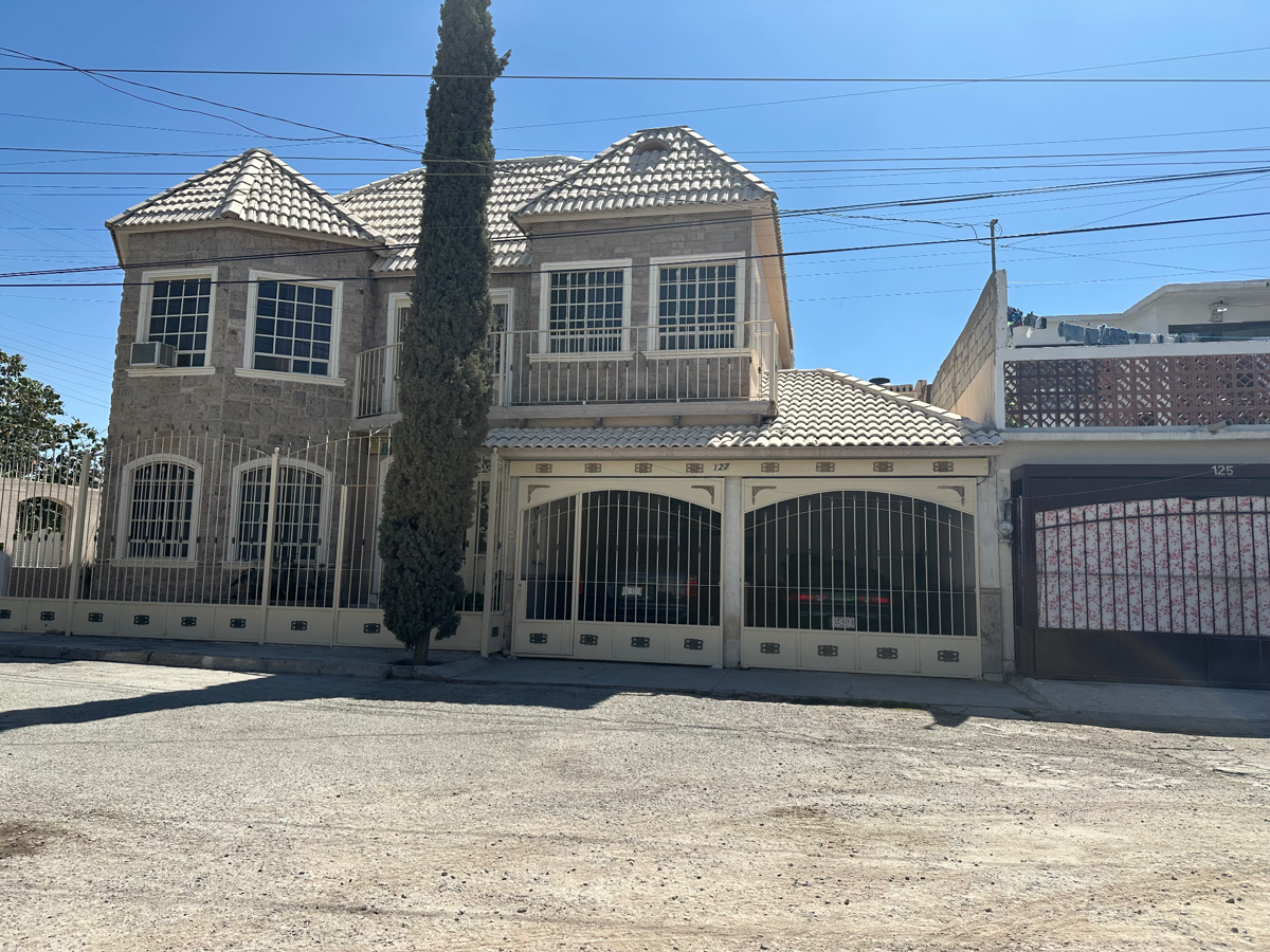 Casa en venta en Fuentes del Sur, Torreón — foto 1 de 11