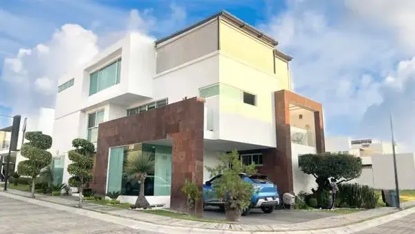 Casa en venta en Lomas de Angelópolis, San Andrés Cholula — foto 2 de 31