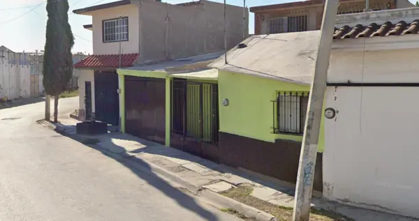 Casa en venta en INFONAVIT Santa Rosa, Gómez Palacio — foto 3 de 9