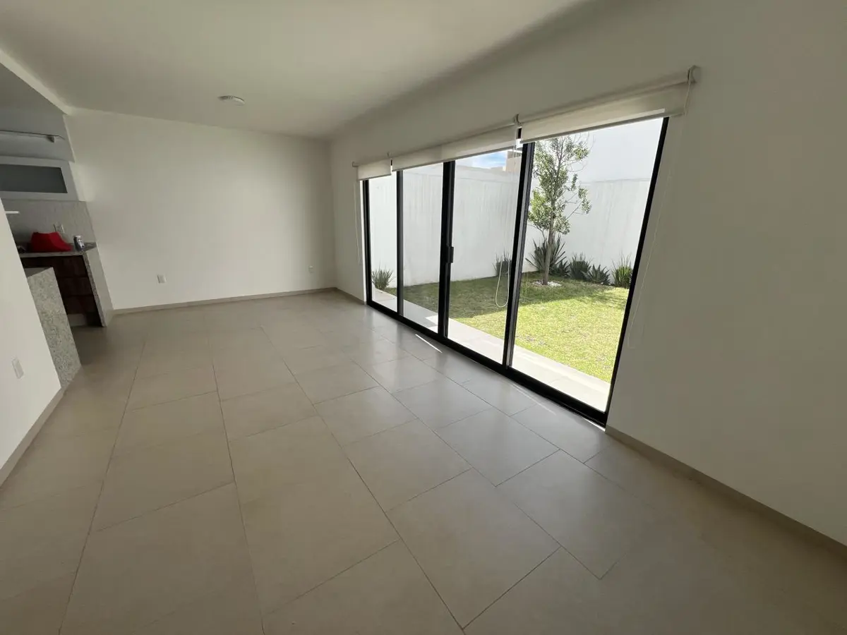 Venta Casa con Roof y Jardín excedente en Entrecielos Querétaro Venta Casa con Roof y Jardín excedente en Entrecielos Querétaro