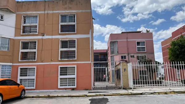 Departamento de 2 recámaras en venta en Los Claustros, Querétaro