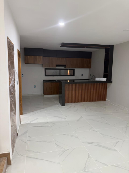 Casa en venta en Lomas de la Rioja, Alvarado — foto 3 de 7