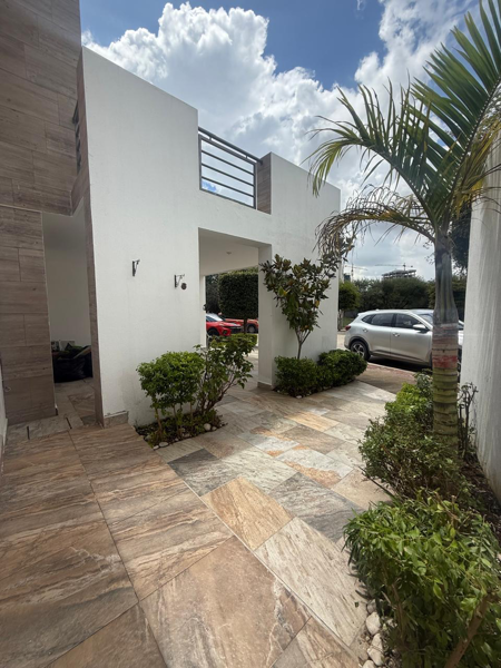 Casa en venta en Residencial Lomas Punta del Este, León — foto 2 de 15