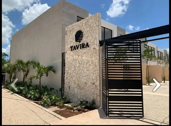 Hermosa casa tipo townhouse en Temozón Norte, la zona de mayor plusvalía en Mérida