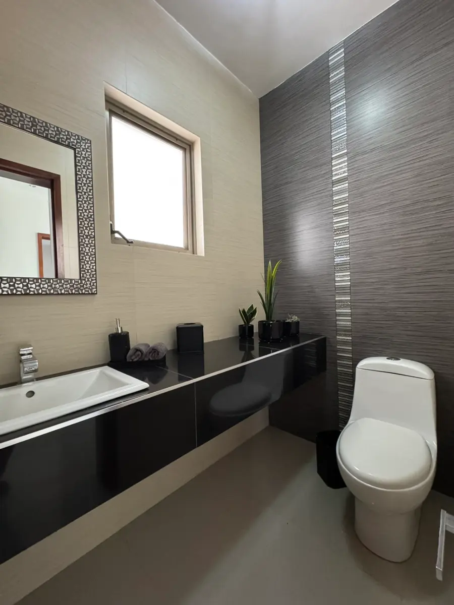 Vista 3 de Residencia en Venta con Amenidades en Las Trojes, Torreón