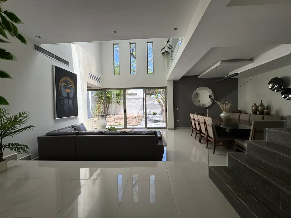 Vista 5 de Residencia en Venta con Amenidades en Las Trojes, Torreón