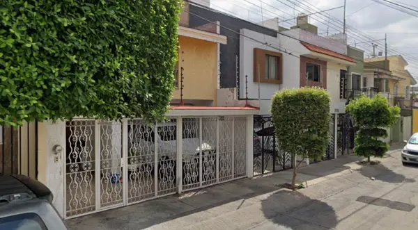 Casa en venta en Jardines de San Jose, Guadalajara — foto 2 de 9