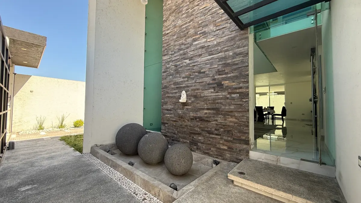 Casa en venta en San Antonio Cacalotepec, San Andrés Cholula — foto 1 de 31