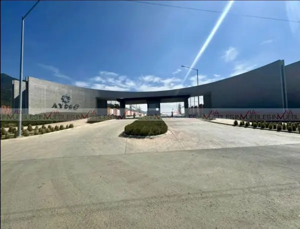 Terreno en venta en Yerbaniz, Santiago — foto 2 de 9