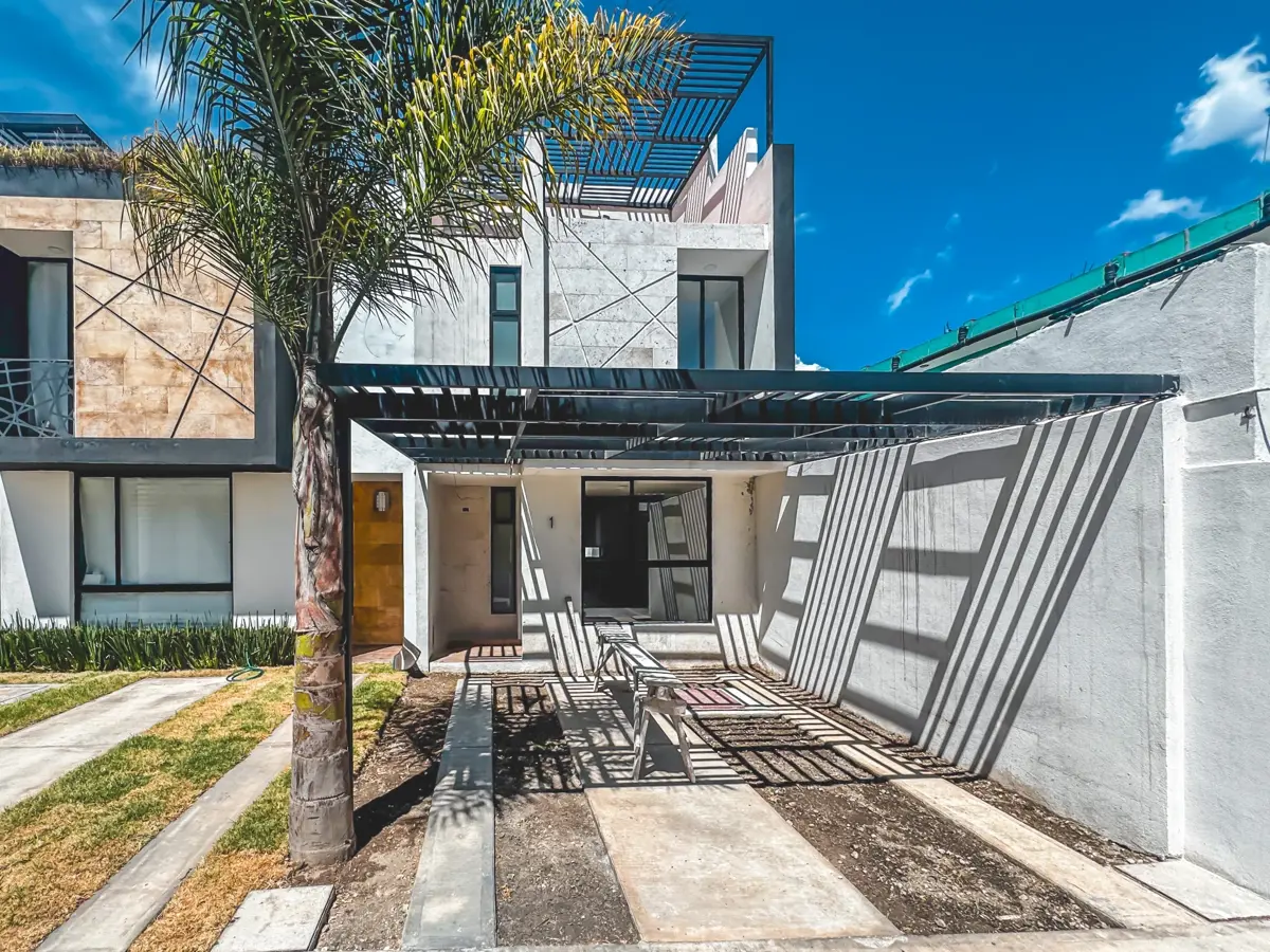 Casa en venta en San Juan Cuautlancingo, Cuautlancingo — foto 1 de 33