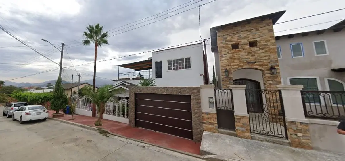 Casa en venta en El Refugio, Tecate — foto 1 de 9