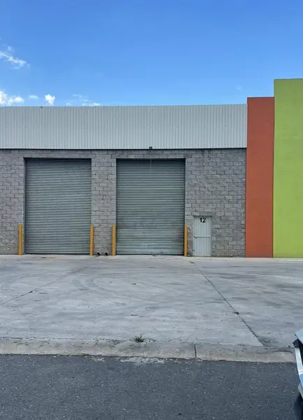 BODEGA EN RENTA, CERCA DE PLAZA PATIO SALTILLO