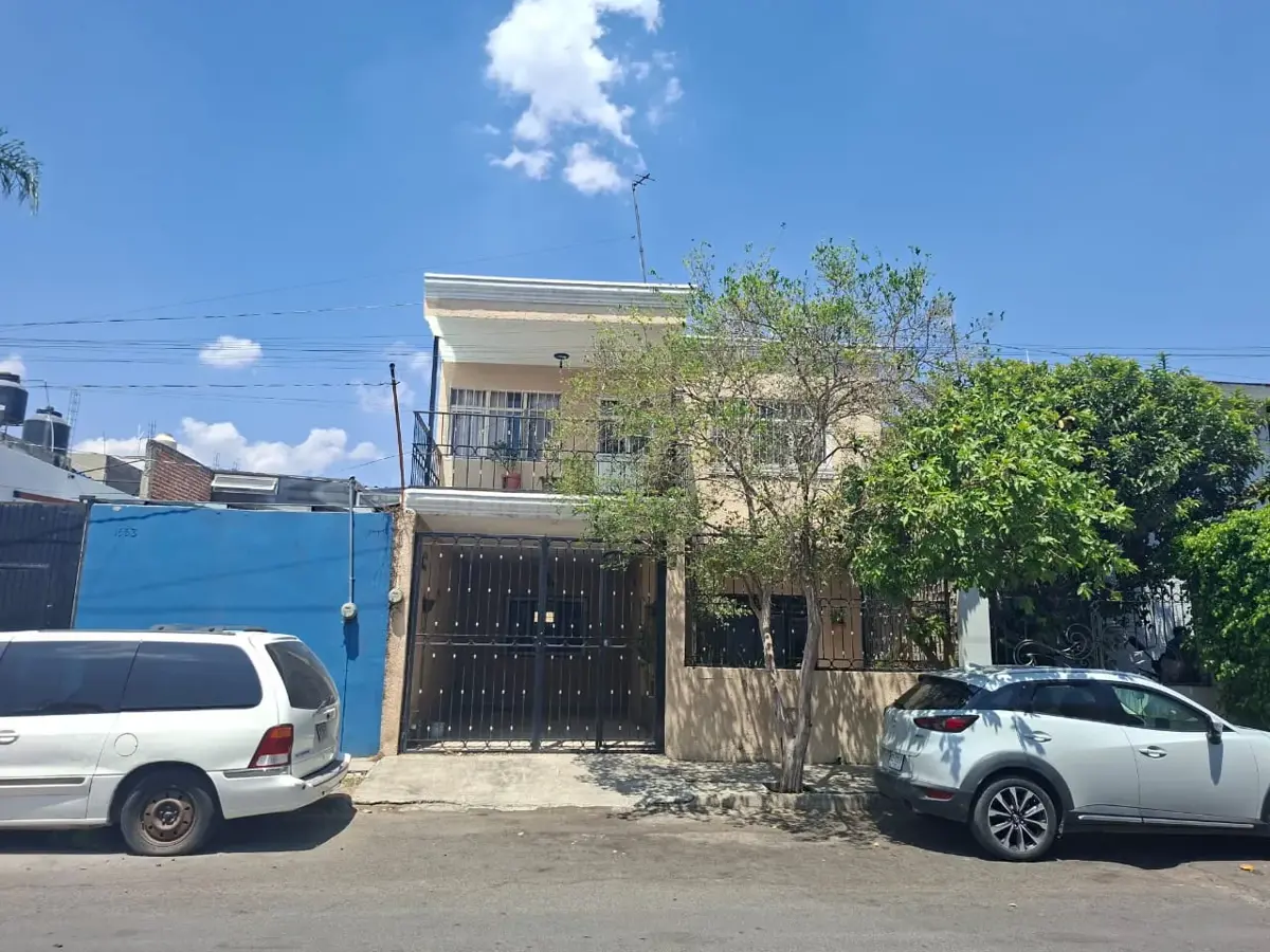 Casa en venta en Lomas del Vergel, Zapopan — foto 1 de 13