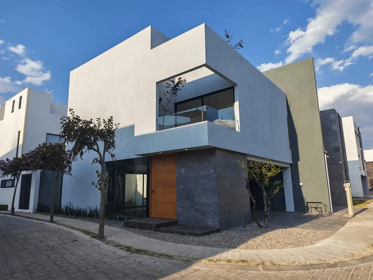 Casa en venta en Lomas de Angelópolis II, San Andrés Cholula — foto 1 de 16