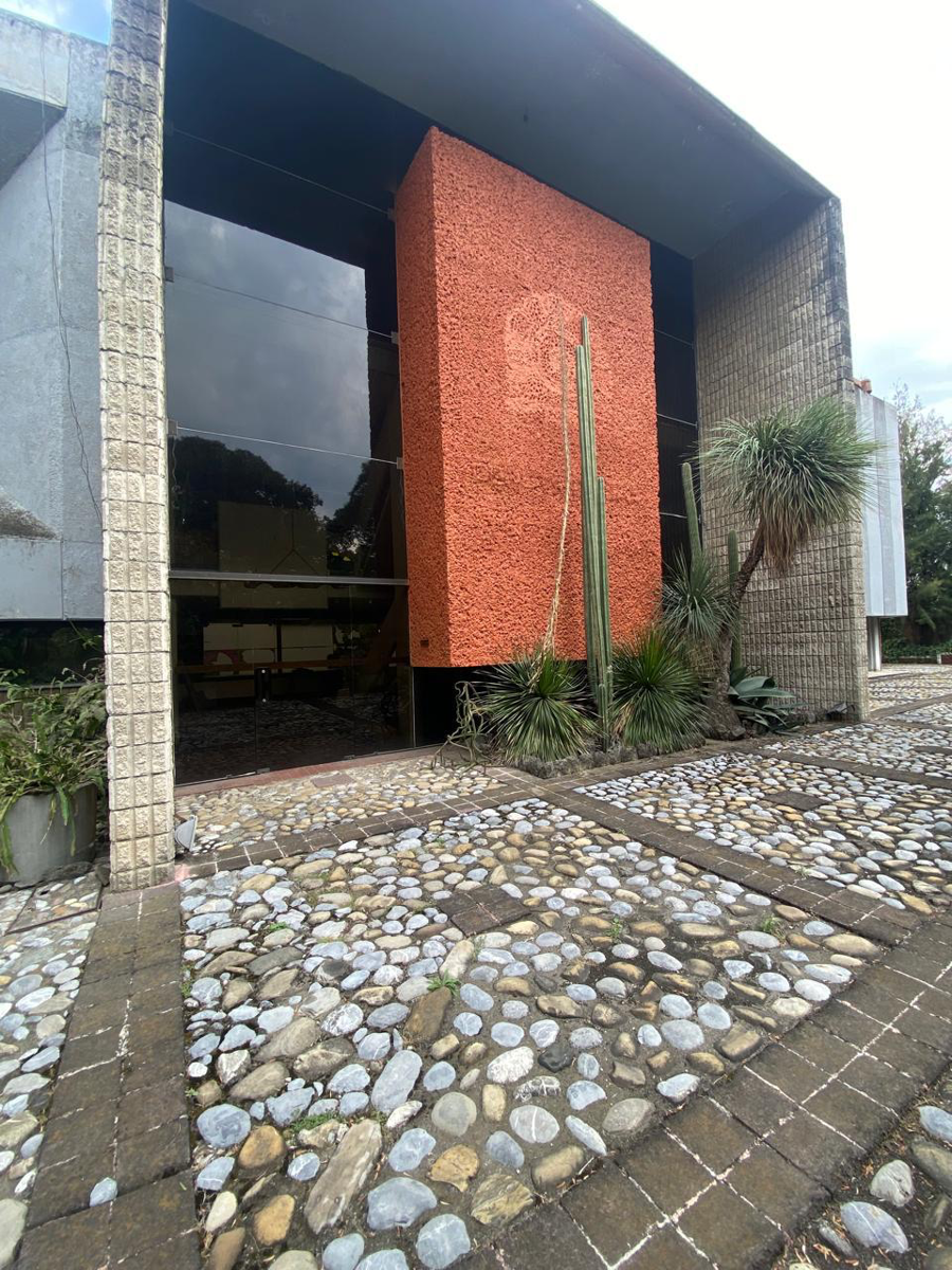 Edificio en renta en Lomas de Tarango, Álvaro Obregón — foto 1 de 43