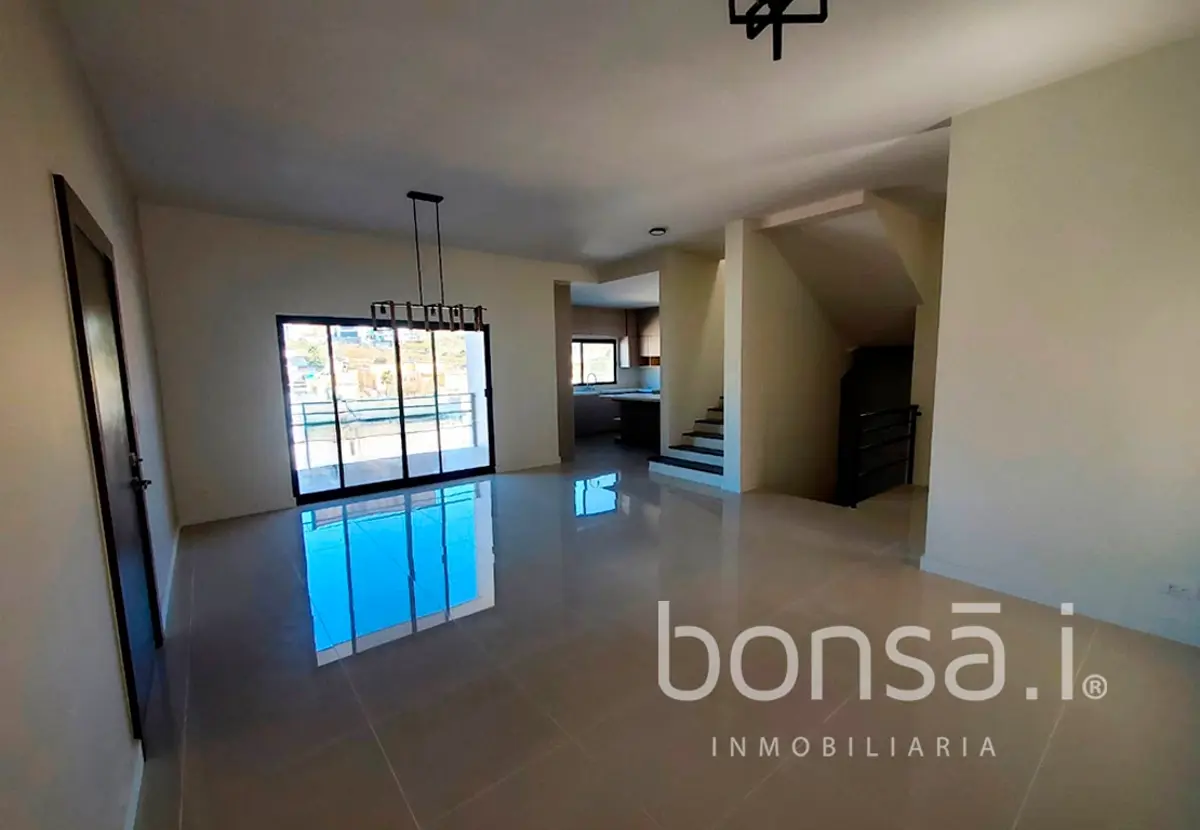 Casa en venta en Comercial Chapultepec, Ensenada — foto 1 de 16