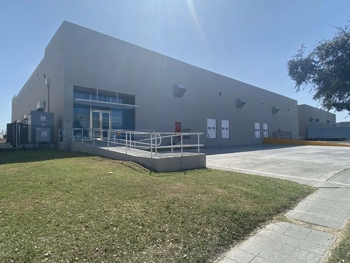 Nave en renta en Santa Maria, Guadalupe — foto 1 de 12