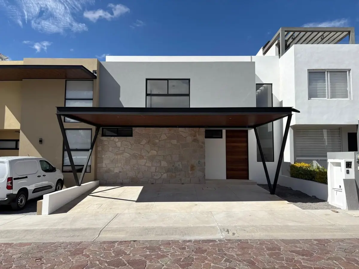 Casa en venta en Cañadas del Lago, Corregidora — foto 1 de 29