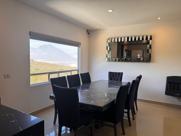Casa en venta en Cumbres Elite Premier Privada Apeninos, Monterrey — foto 3 de 6
