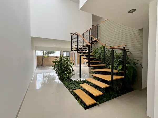 Casa en Renta en Lomas de Juriquilla c/recámara en P.B.