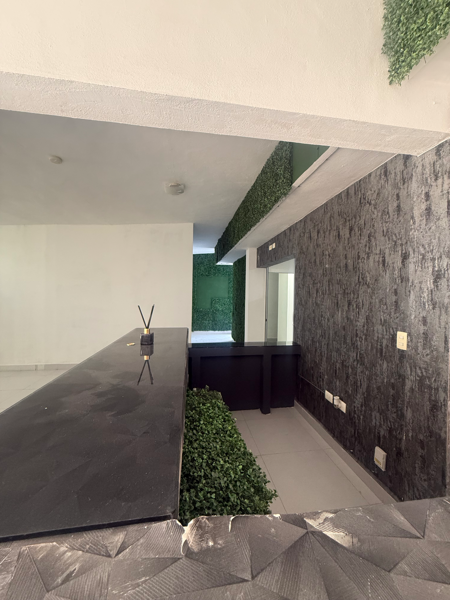 Oficina en Renta en Supermanzana 3 Centro, Quintana Roo, Ideal para Clínica o Spa