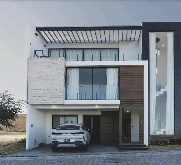 Casa Amueblada en Venta en Lomas de Angelópolis, San Andrés Cholula