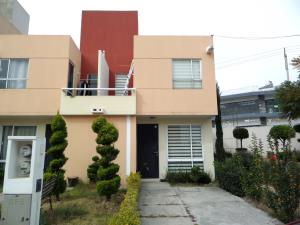 Casa Amueblada en Renta, Bosques de Sanctorum, Puebla.