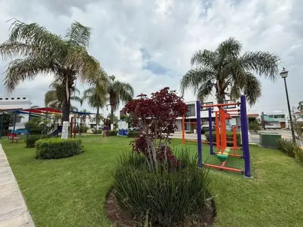 Casa en renta en Nueva Galicia Residencial, Tlajomulco de Zúñiga — foto 2 de 6