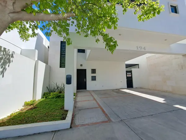 Casa en renta en Hacienda la Aurora Residencial, Saltillo — foto 3 de 27