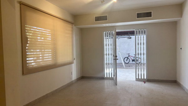 Casa en renta en Navarro, Torreón — foto 3 de 24