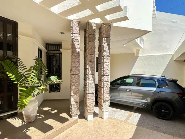Casa en venta en Playas del Sur, Mazatlán — foto 2 de 57