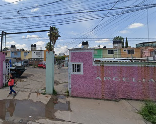 Casa en venta en Parque la Noria, León — foto 3 de 3