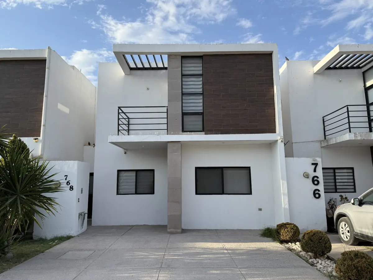 Casa en venta en Los Viñedos, Torreón — foto 1 de 17