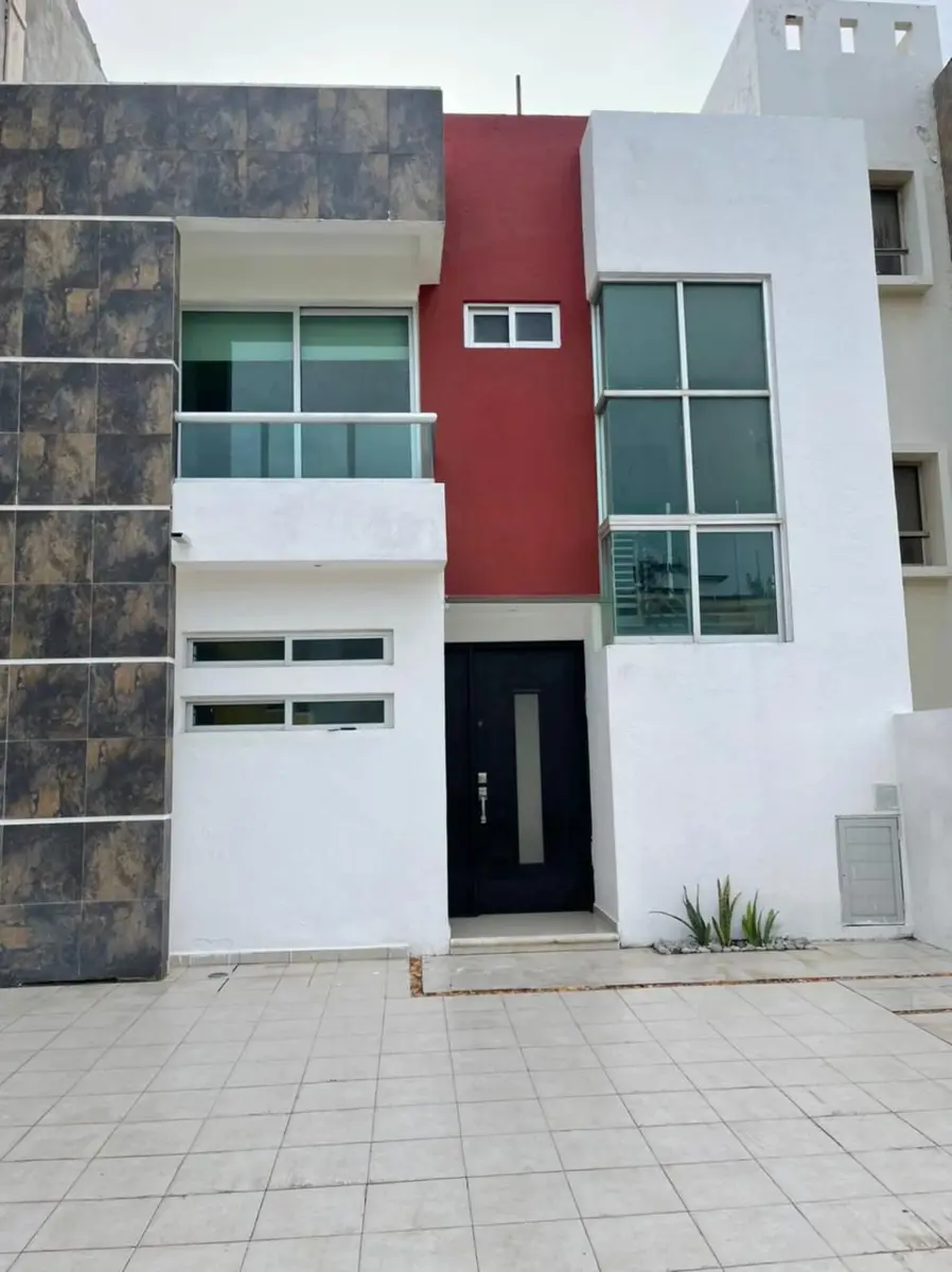 Casa en venta en Lomas de la Rioja, Alvarado — foto 1 de 14
