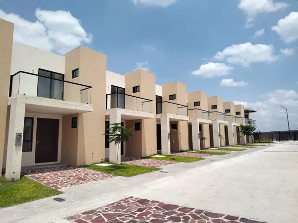 Casa en venta en Fuentes de Balvanera, Apaseo El Grande — foto 3 de 16