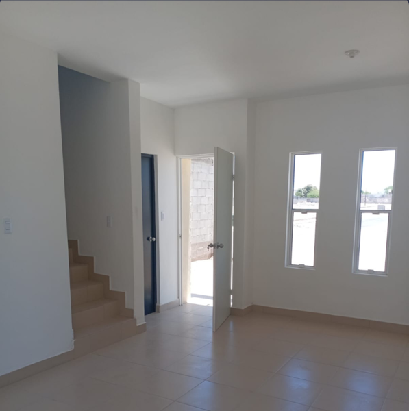 Casa en venta en Loma Real, Torreón — foto 3 de 6