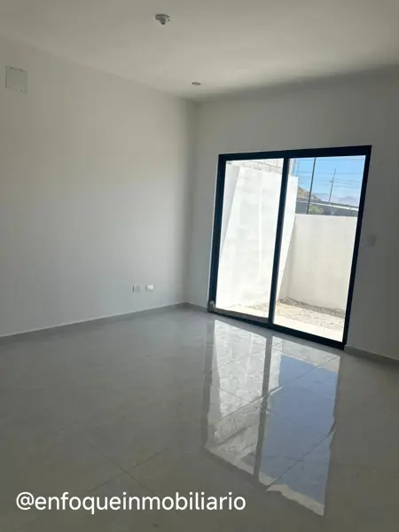 Casa en venta en Brisas del Valle, Saltillo — foto 2 de 13