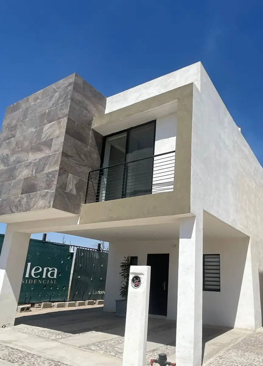 CASA EN VENTA NOGALERA RESIDENCIAL CASA EN VENTA NOGALERA RESIDENCIAL
