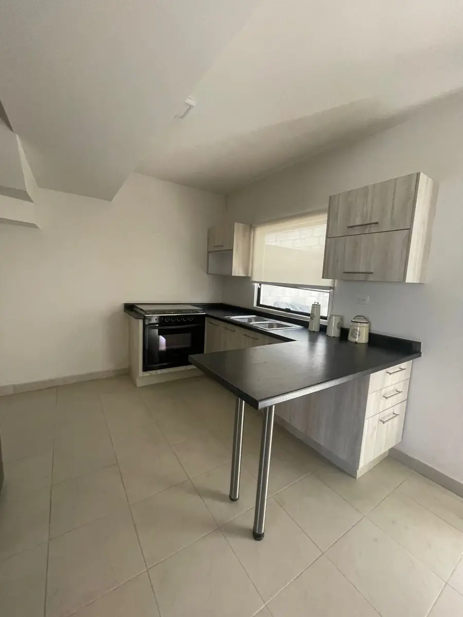 Vista 2 de Moderna Casa en Venta en Tabachines, Gómez Palacio