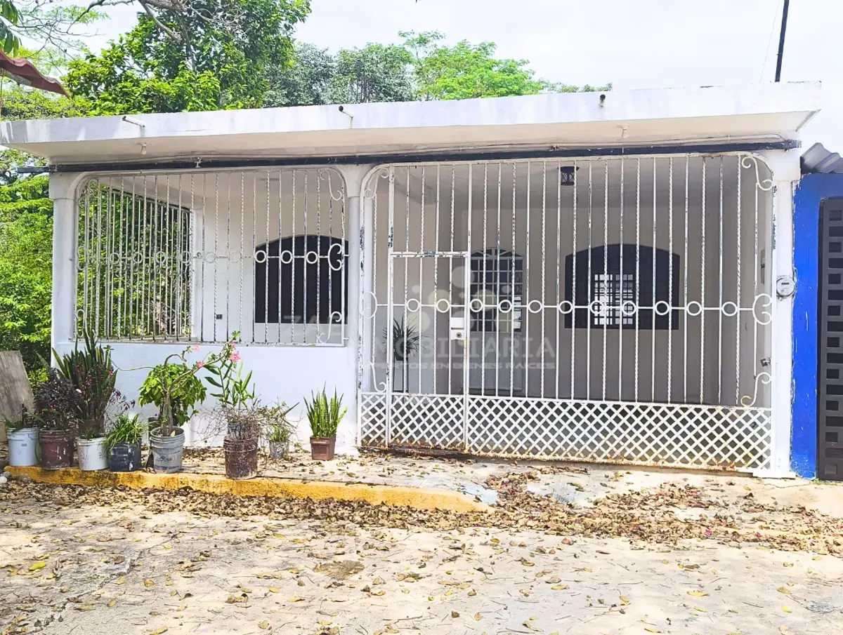 Casa en venta en Las Margaritas, Centro — foto 1 de 9