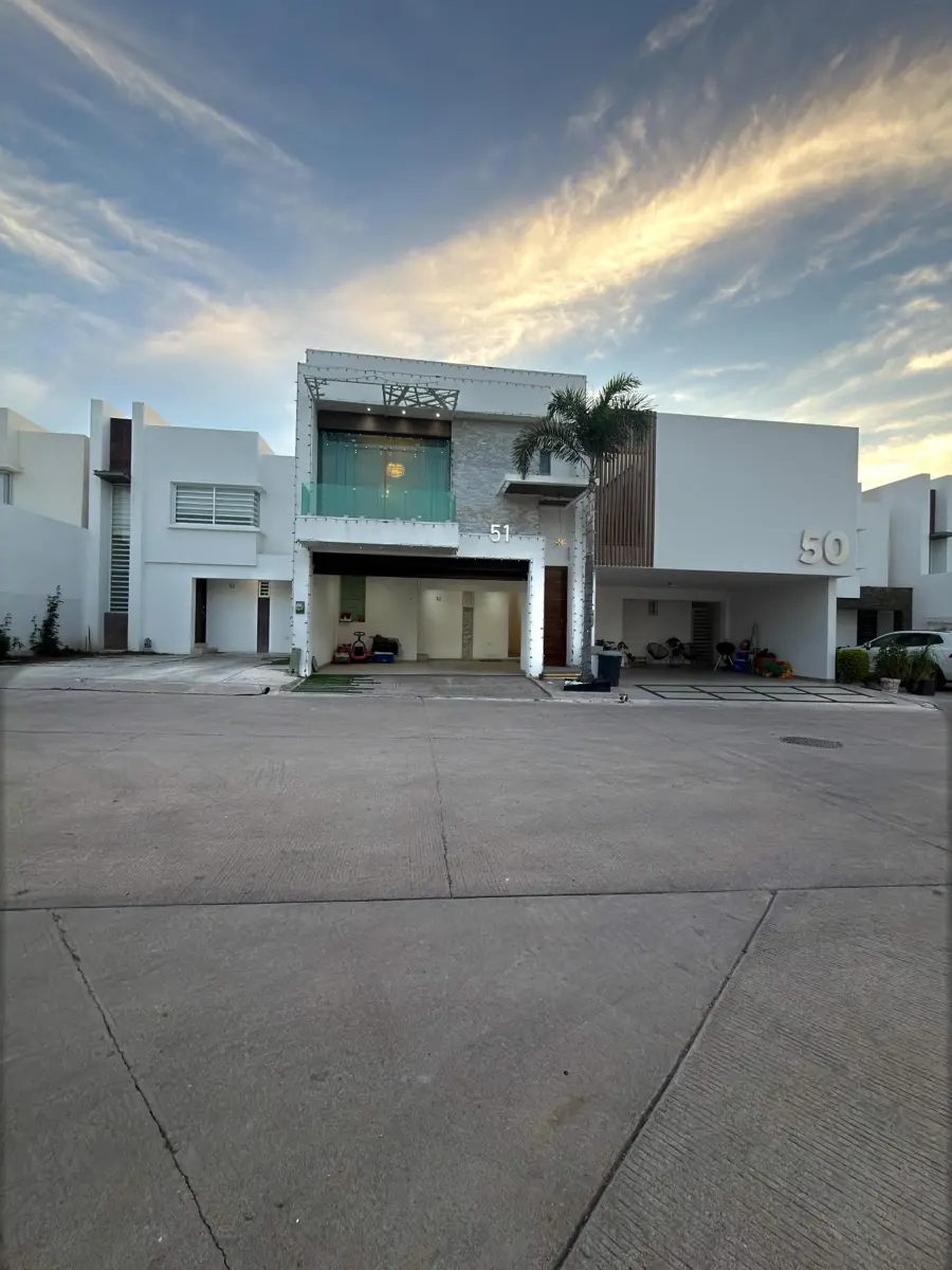 CASA EN VENTA Y RENTA EN PRIVADA RESIDENCIAL SFERA CULIACAN SINALOA CASA EN VENTA Y RENTA EN PRIVADA RESIDENCIAL SFERA CULIACAN SINALOA