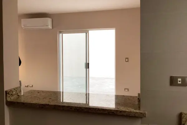 Casa en renta en Lomas del Valle II, Ramos Arizpe — foto 3 de 12