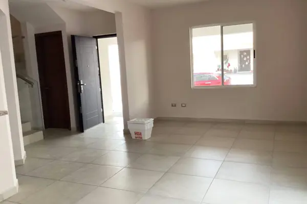 Casa en renta en Lomas del Valle II, Ramos Arizpe — foto 2 de 12